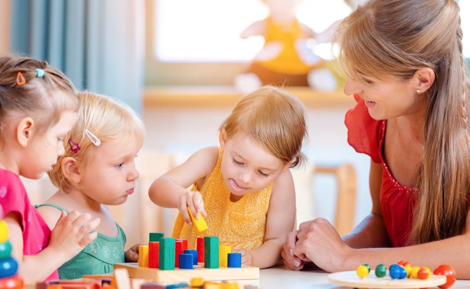 15 Best Creative Toys to Inspire Imaginative Play