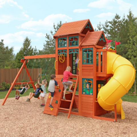 Canyon Ridge Wooden Swing Set / Playset