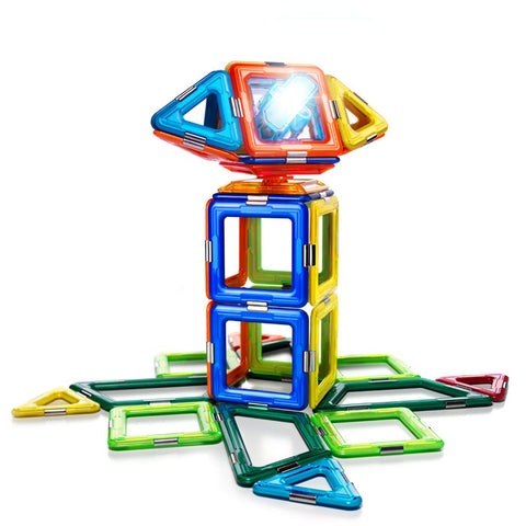 Space Ball Magnetic Construction Toy
