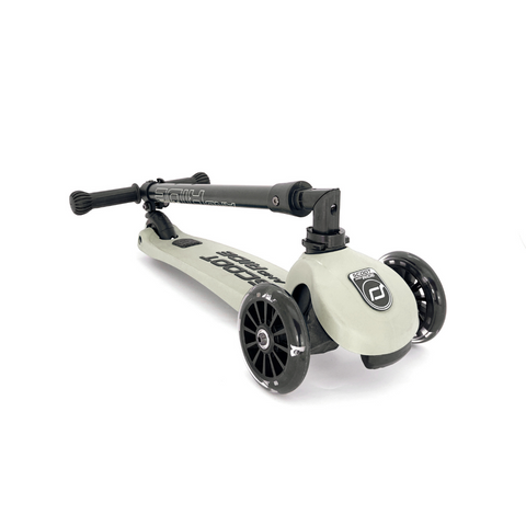 Highwaykick 3 LED Scooter - Ash