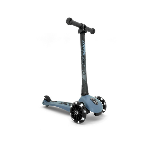 Highwaykick 3 LED Scooter - Forest